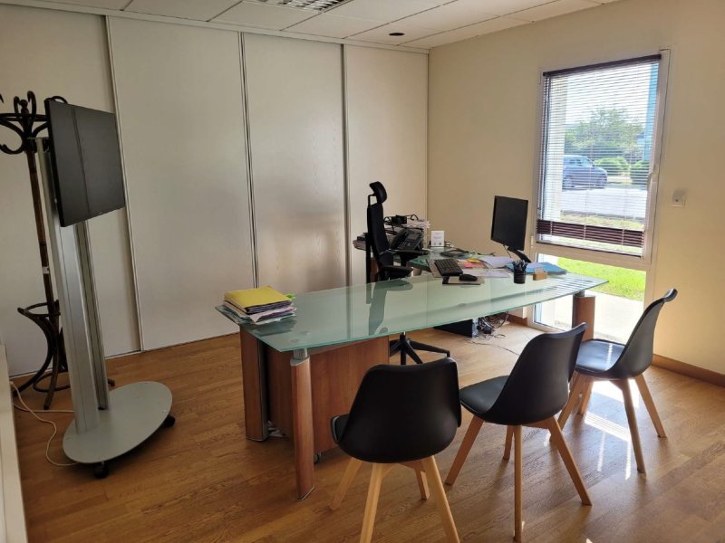 Bureau Me MORICEAU